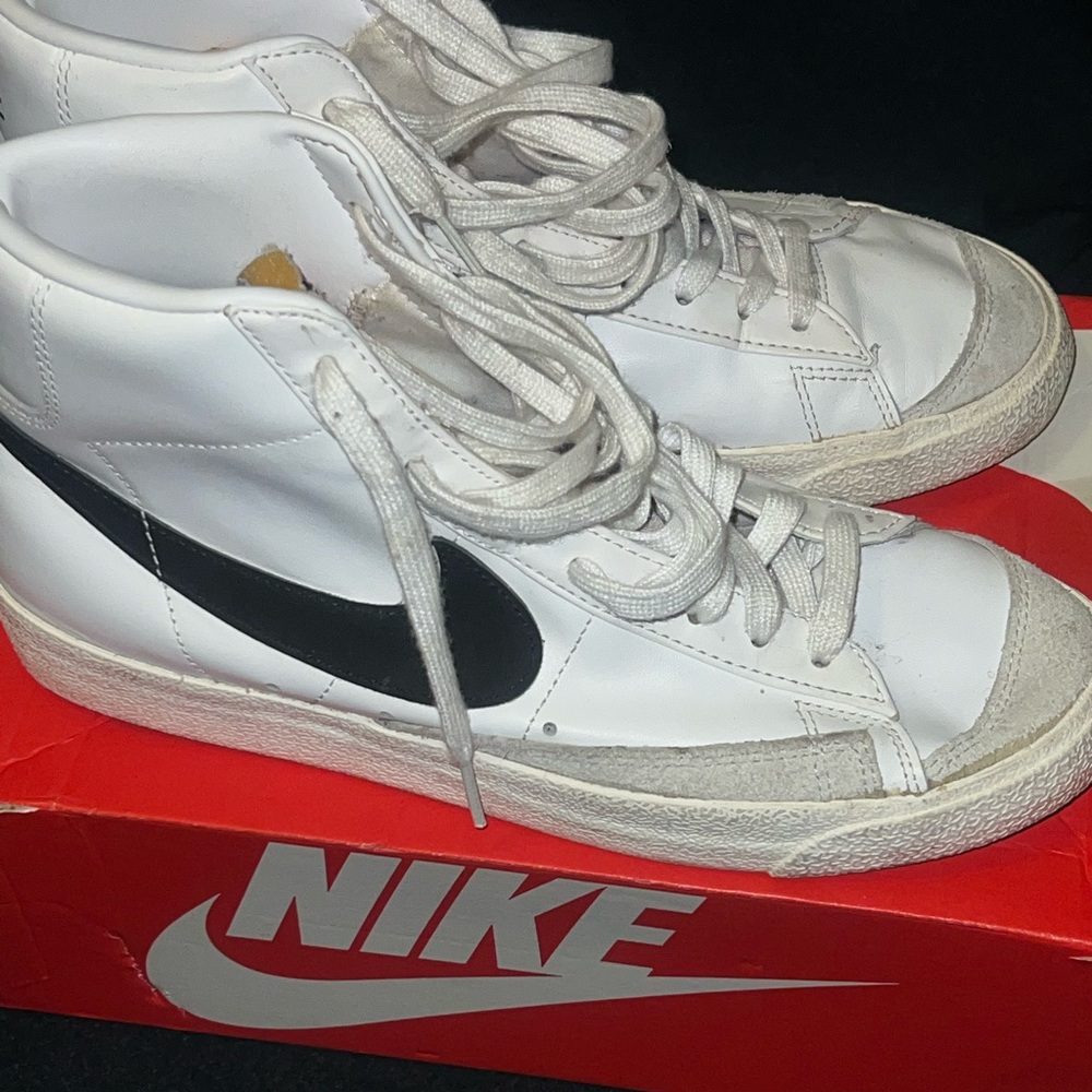 Nike Classic White and Black High-Tops